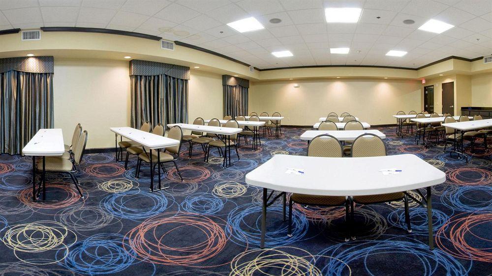 Holiday Inn Express & Suites Huntsville By Ihg Esterno foto