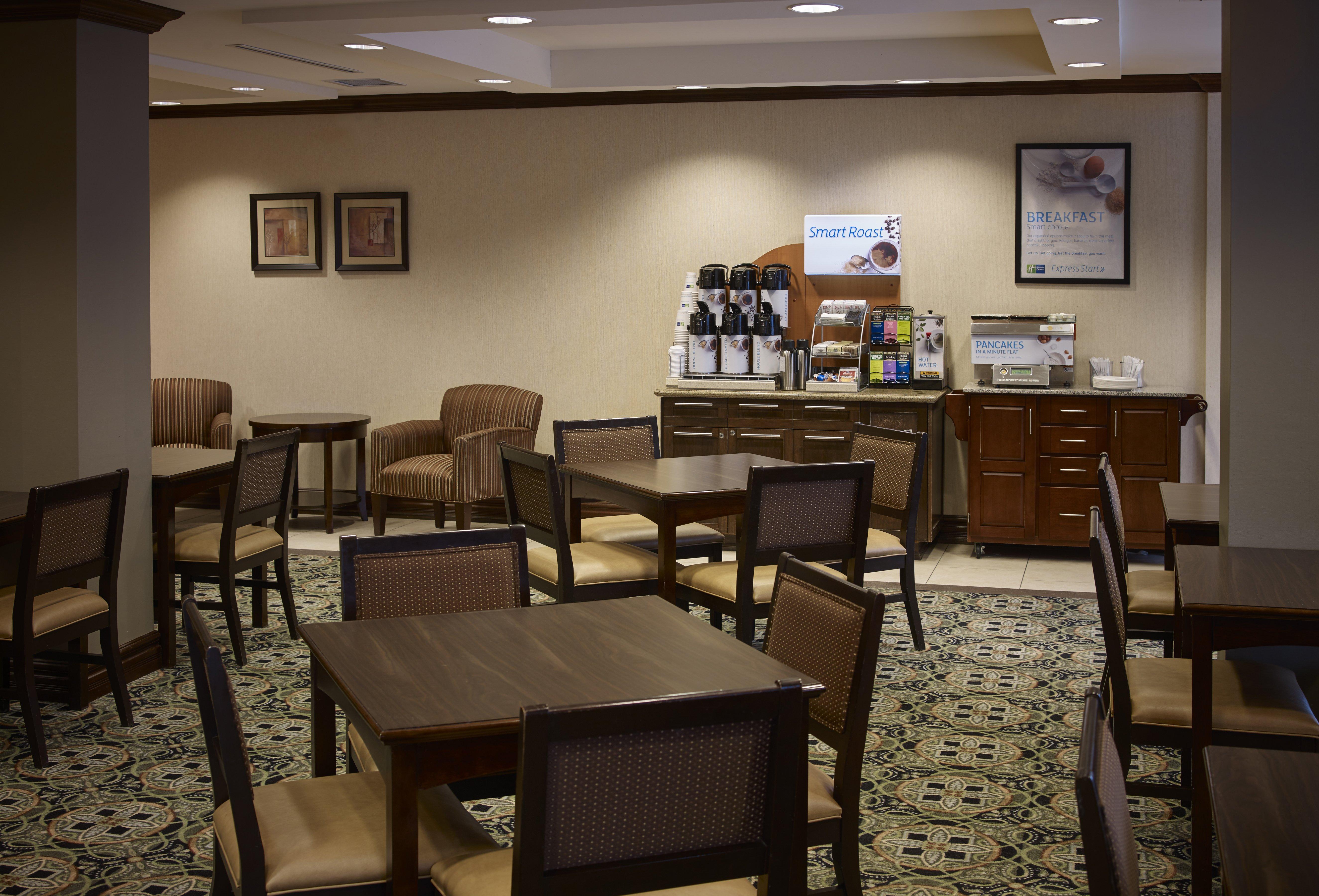 Holiday Inn Express & Suites Huntsville By Ihg Esterno foto