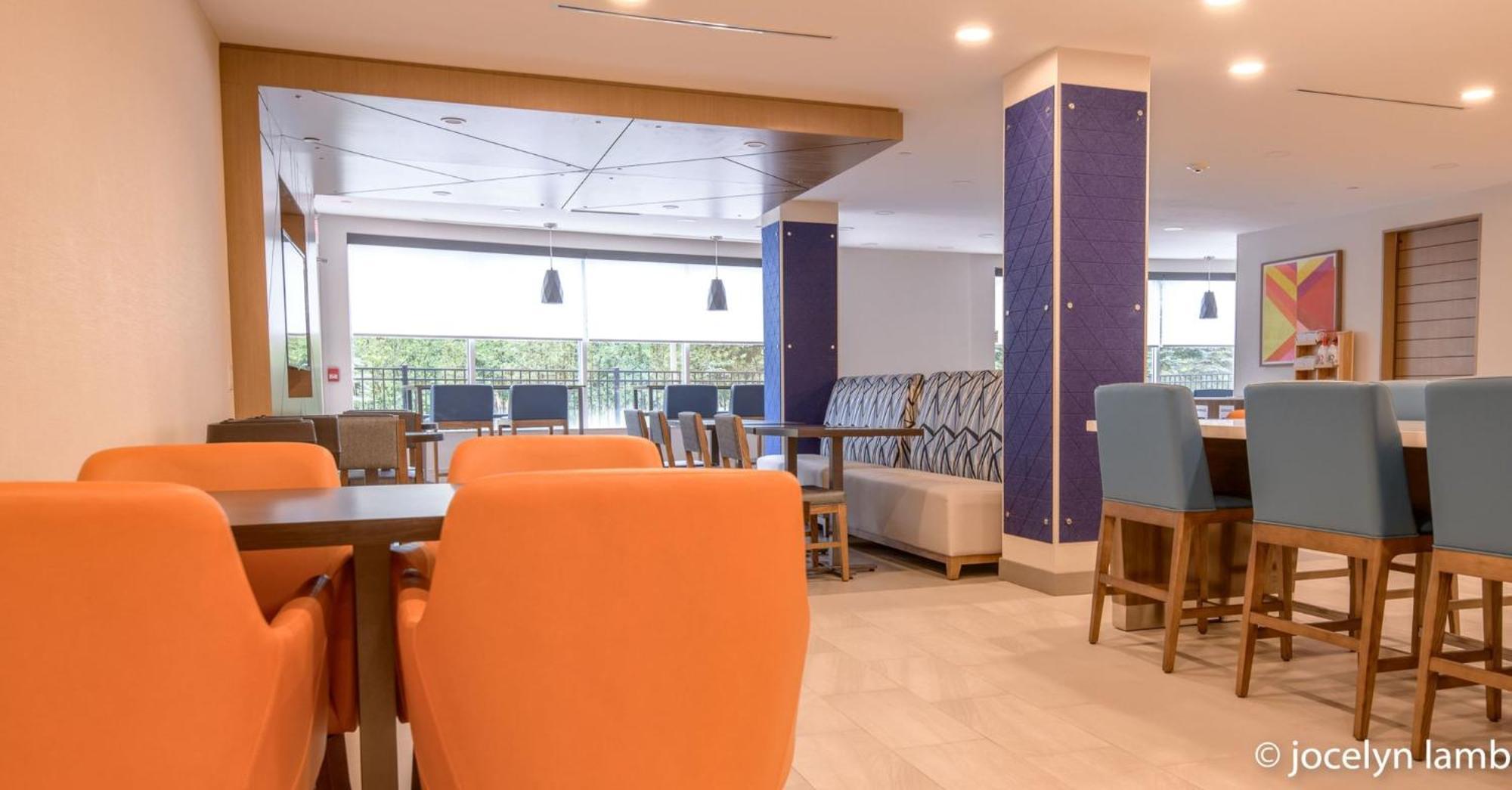 Holiday Inn Express & Suites Huntsville By Ihg Esterno foto