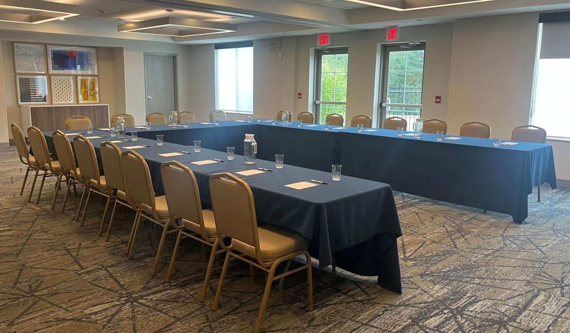 Holiday Inn Express & Suites Huntsville By Ihg Esterno foto
