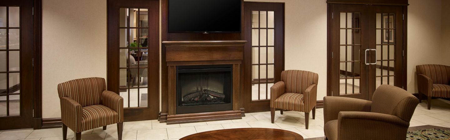 Holiday Inn Express & Suites Huntsville By Ihg Esterno foto