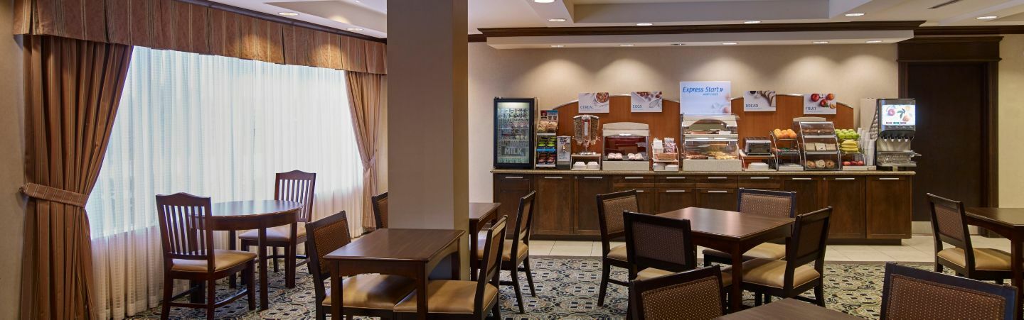 Holiday Inn Express & Suites Huntsville By Ihg Esterno foto