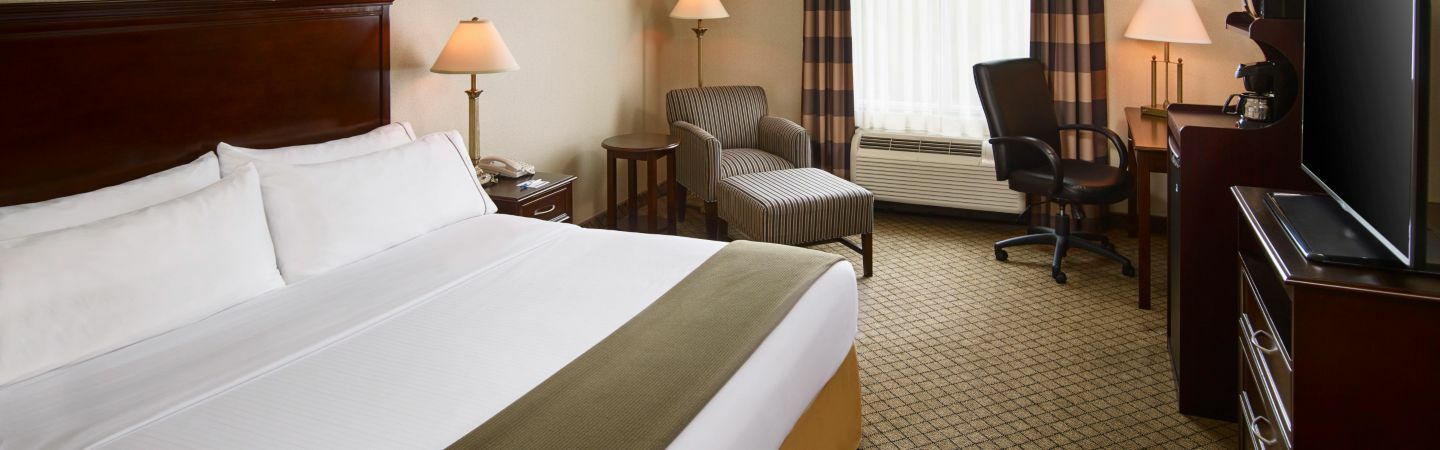 Holiday Inn Express & Suites Huntsville By Ihg Esterno foto