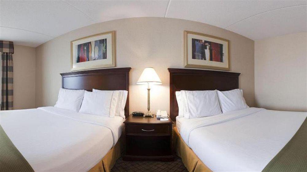 Holiday Inn Express & Suites Huntsville By Ihg Esterno foto